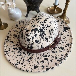 Altar'd State Black Speckled Wool Hat